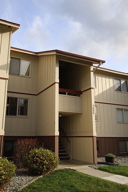 1st image of 5644 E 40th Ave Unit G202