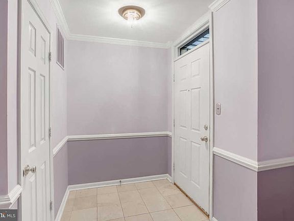 3rd image of 15464 Windsong Ln