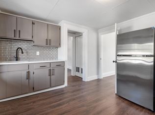 613 W Main St FLOOR 2, Carnegie, PA