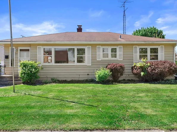 1715 26th STREET, Kenosha, WI 53140