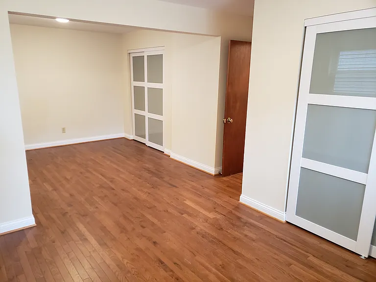 80 Wilson Ave #A — Photo 19