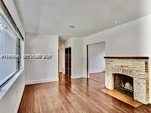 400 NE 86th St — Photo 20