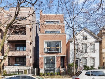 718 W Aldine Ave #1, Chicago, IL, 60657