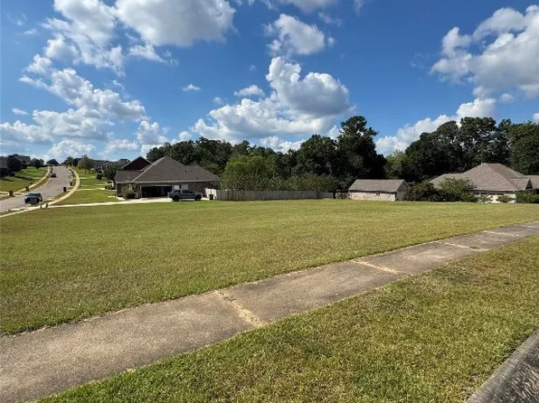 119 Frisco Ln, Enterprise, AL 36330