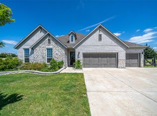 2614 Sunset Bay Ln, Nevada, TX 75173