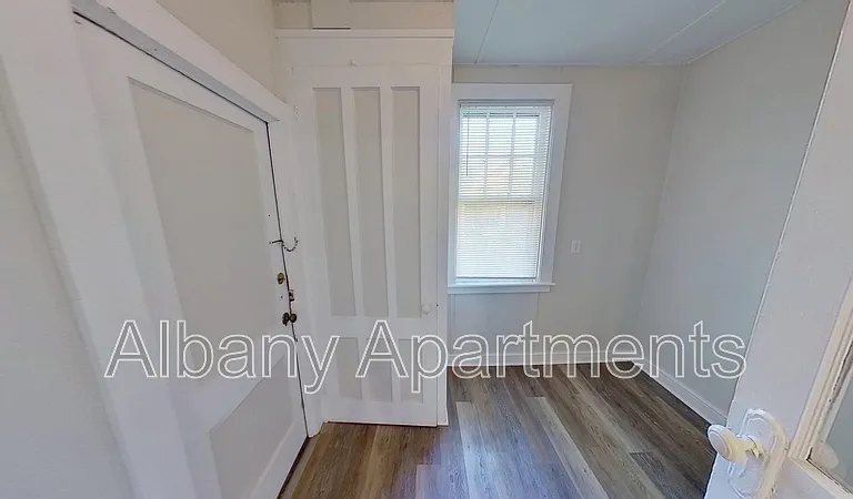 568 Park Ave #1 — Photo 13