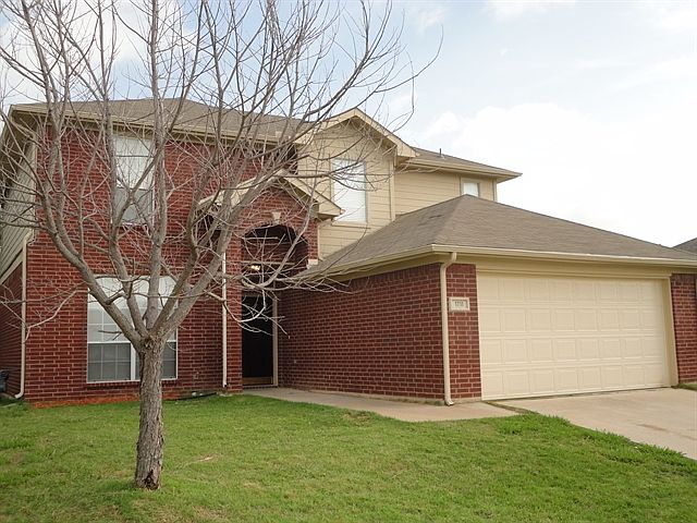 1st image of 1711 Windcastle Dr