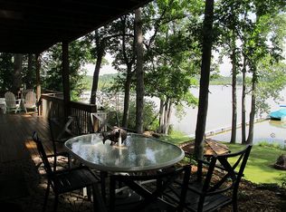 4115 Cordley Lake Rd, Pinckney, MI 48169