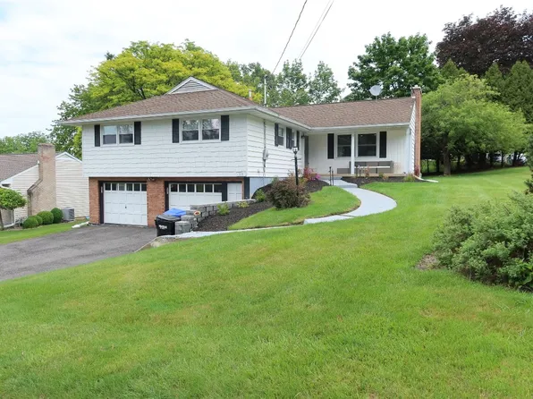 509 Colgate St, Vestal, NY 13850