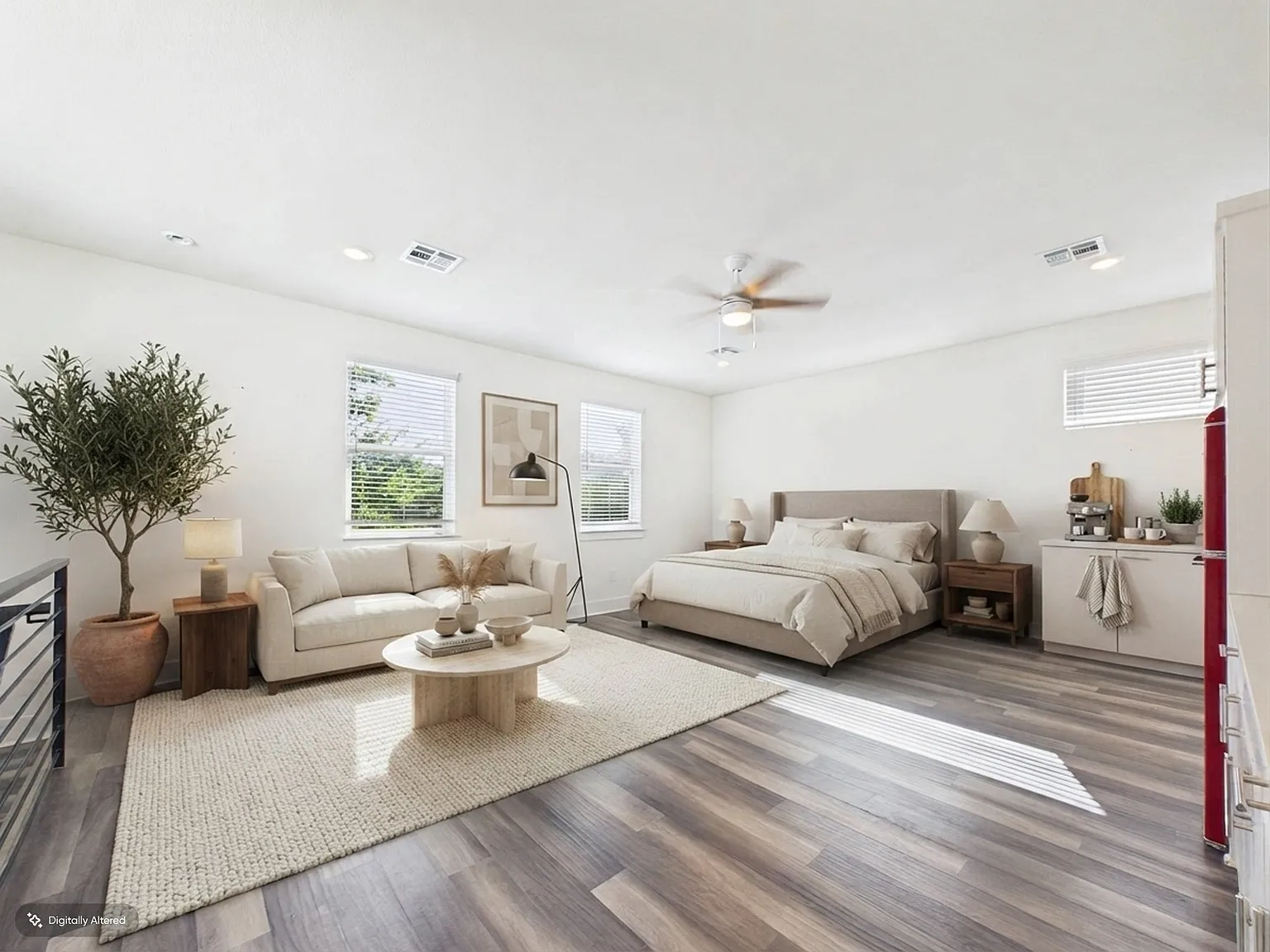 Studio, 676 sqft, $1,200 — Photo 4