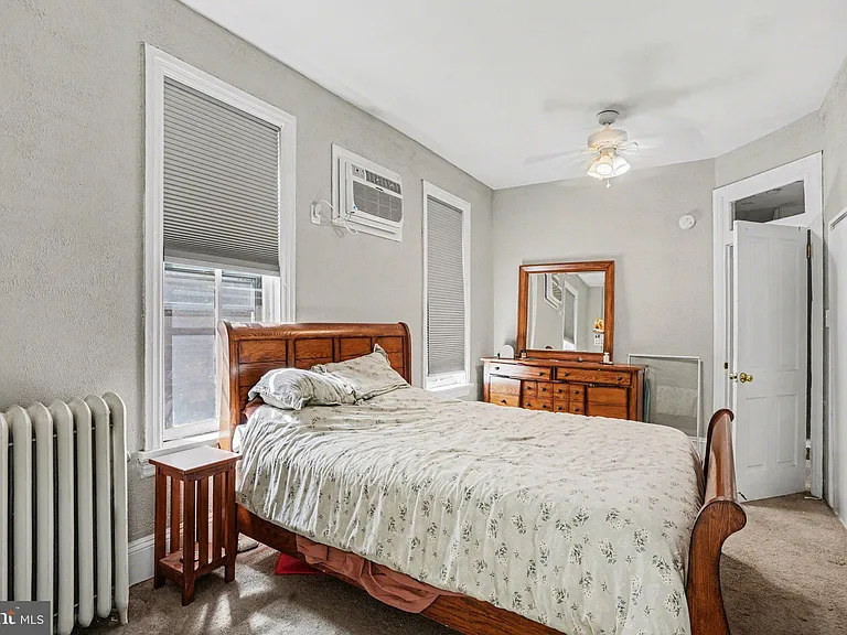 231 Boas St — Photo 14