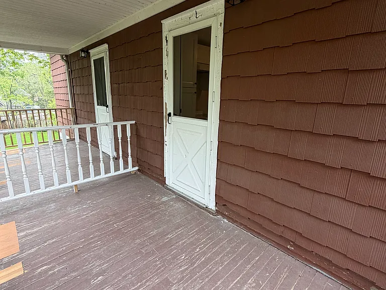 124 Huguenot St #201 — Photo 13