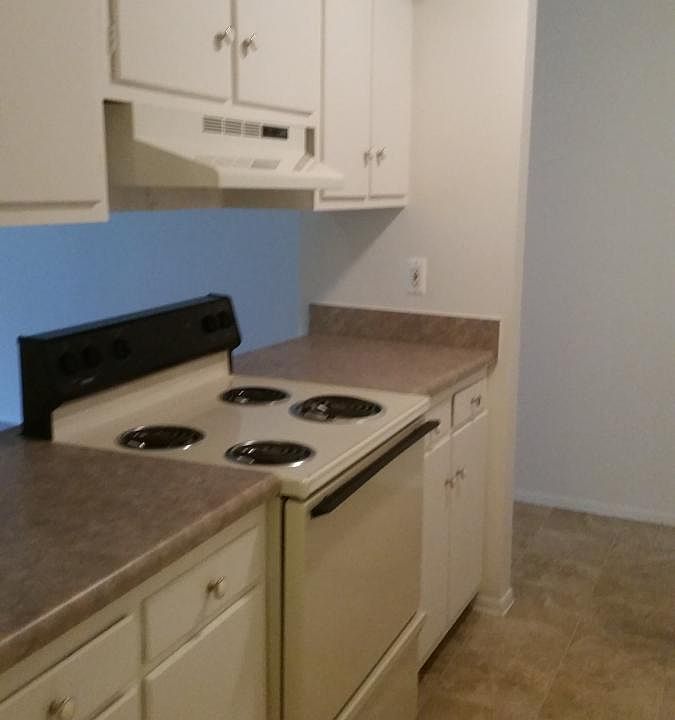 300 Terrace Dr Flushing MI Zillow