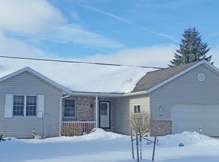 10949 2nd St, Hewitt, WI 54441