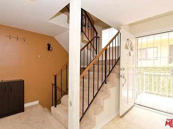 2nd image of 7319 Hazeltine Ave APT 15
