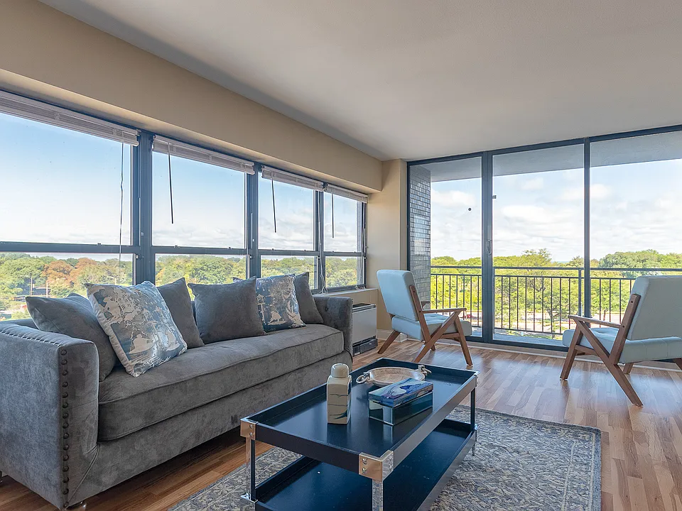 4100 N. Marine Dr.