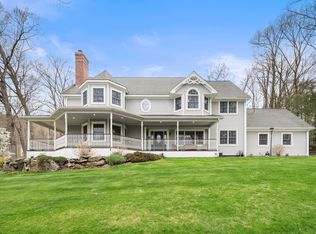 17 Beverly Dr, Somers, CT 06071