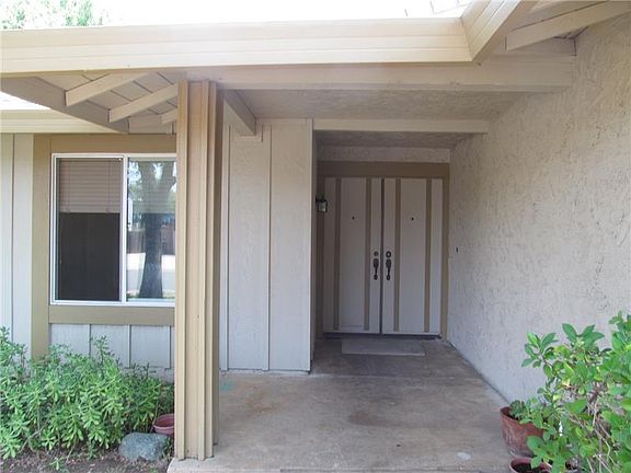 4th image of 1765 Woodland Dr