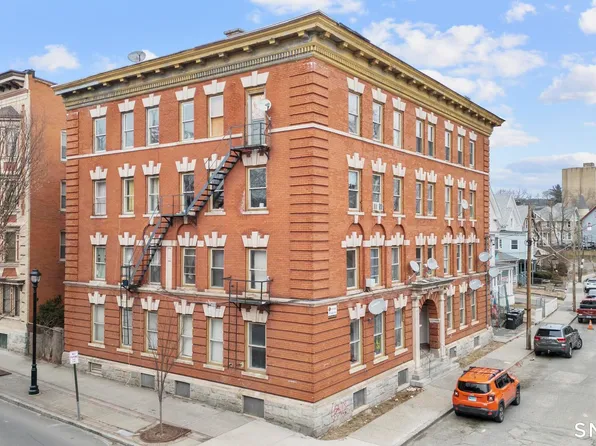 48 Mitchell Avenue, Waterbury, CT 06710