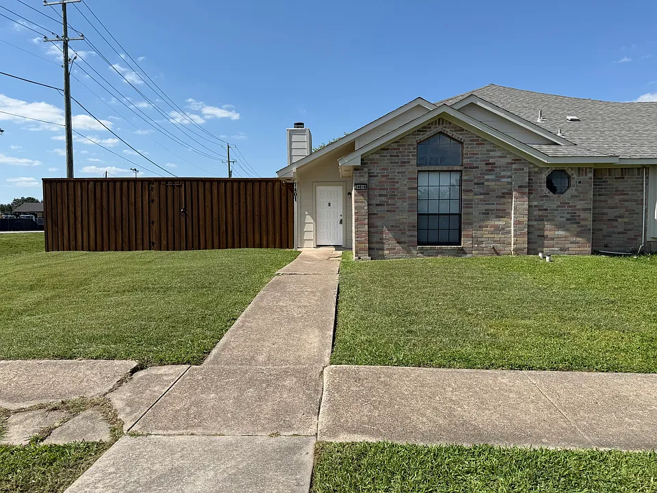 7401 Tulane Dr #B