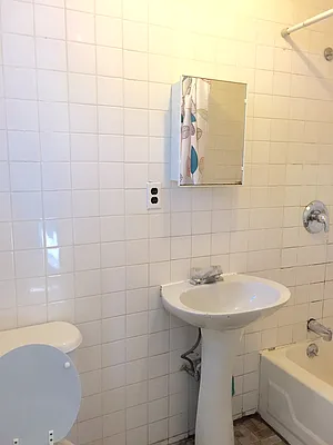 Rented by Ridgewood Realty Group | media 5