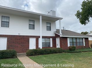 311 W 3rd St #D, Kennedale, TX 76060