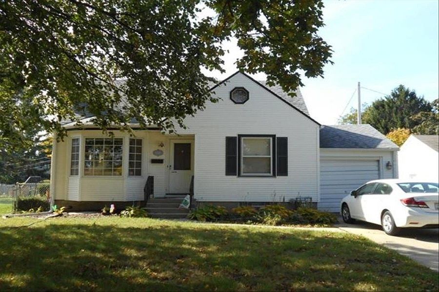 1st image of 2645 S Van Dyke Pl
