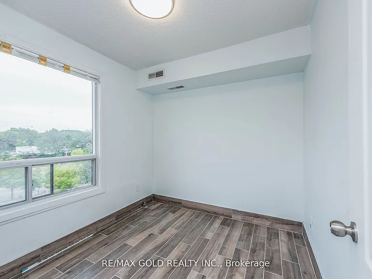 7064 Airport Rd #7064 — Photo 13