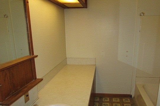 3rd image of 708 N Catherine St