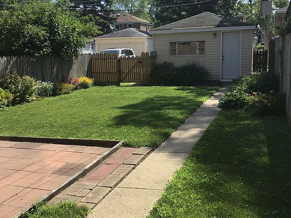 3rd image of 1783 White St