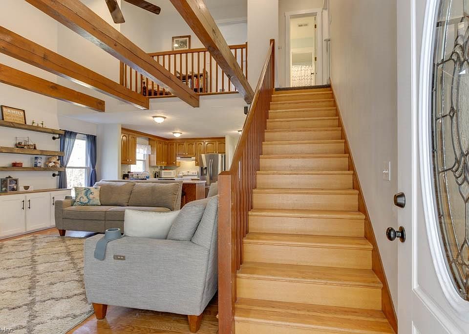 584 Oak Ln Shacklefords VA Zillow