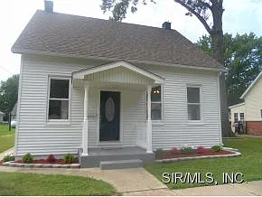 313 N John St photo 1
