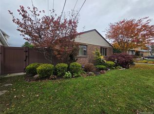 2984 Trinity St, Oceanside, NY 11572