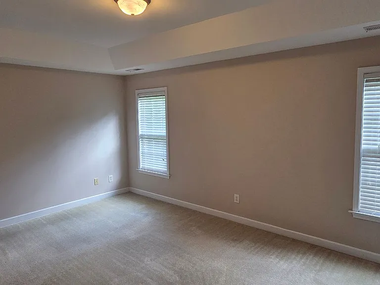 4049 Clinard Ave — Photo 19