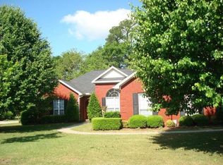 100 Eastridge Dr, Dothan, AL 36301