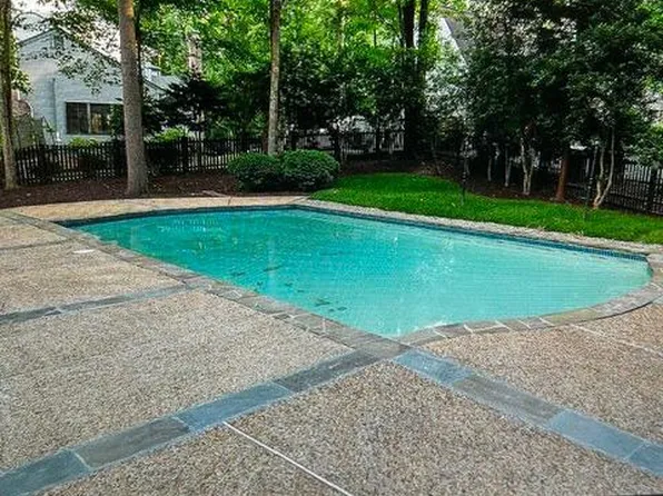 7001 Kodiak Ct, Manassas, VA 20111