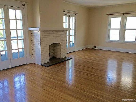 3rd image of 79 Delham Ave