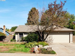 444 SW Birdsdale Dr, Gresham, OR 97080