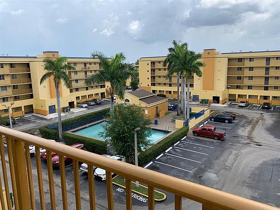 2nd image of 14971 SW 82nd Ln #20-507
