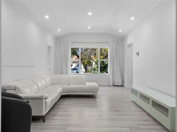 2nd image of 1262 SW 15th Ter