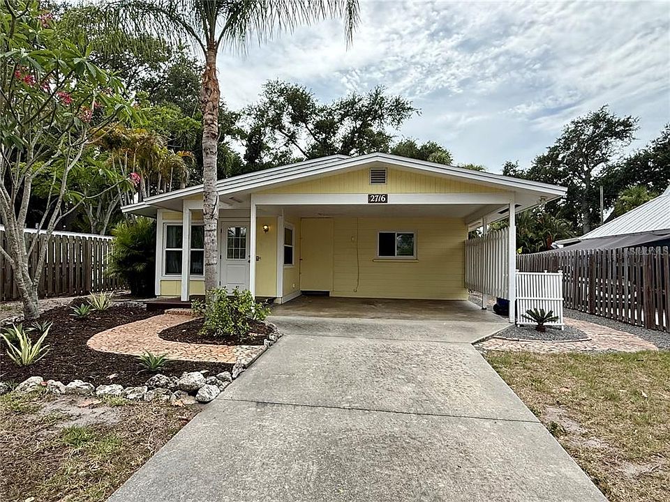 1st image of 2716 Blossom Dr