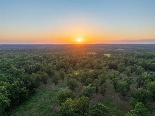 2 N 4450th Rd, Locust Grove, OK 74352