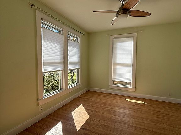 Bedroom on front of house. Lots of morning light.