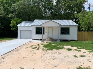 2112 Florida St, Nome, TX 77629