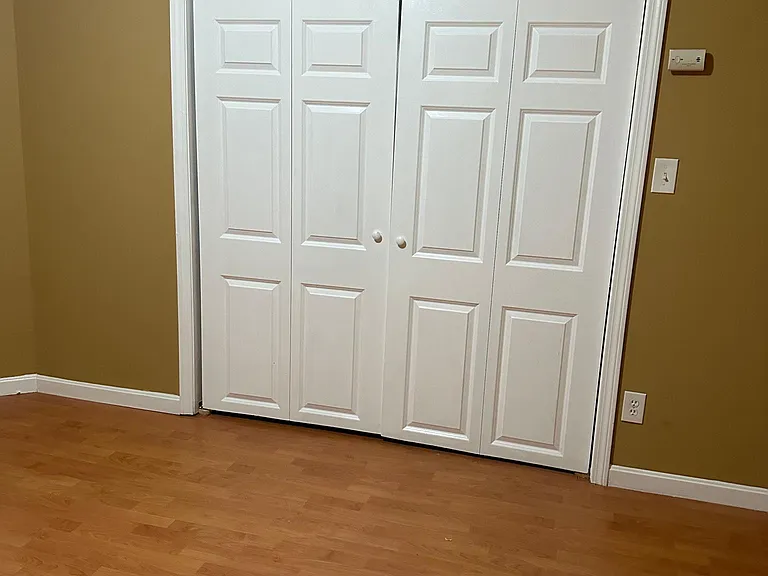 1198 N Main St #1 — Photo 6