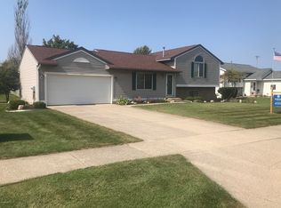 1937 Mullins Ave NW, Grand Rapids, MI 49534