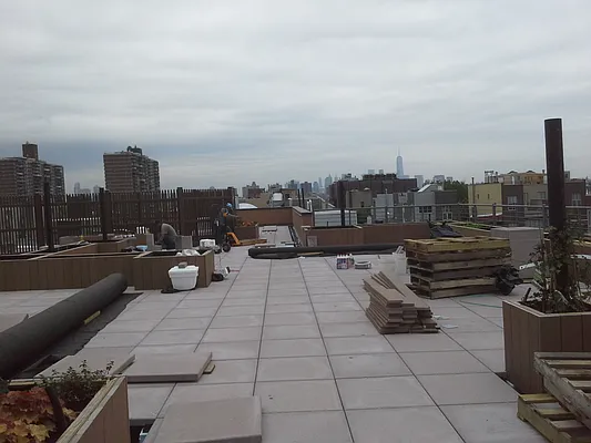 Rented by Sam Tabak | media 144