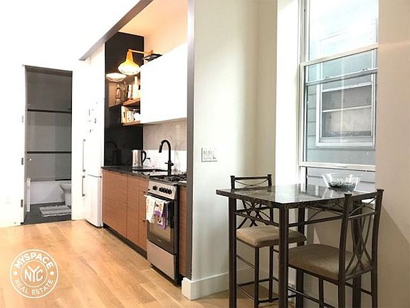 2nd image of 83 Winthrop St #1J