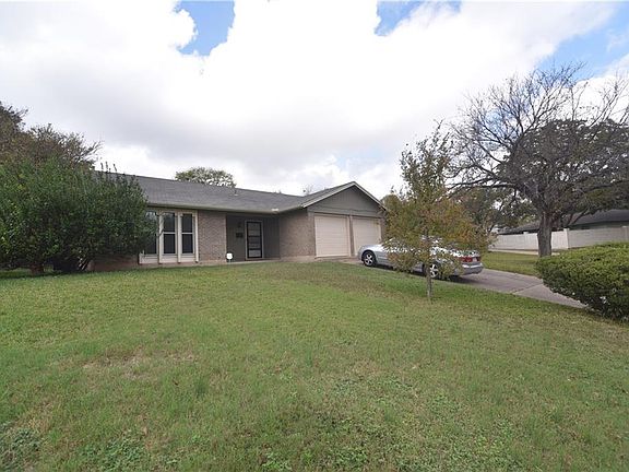 2nd image of 7304 Brookhollow Dr