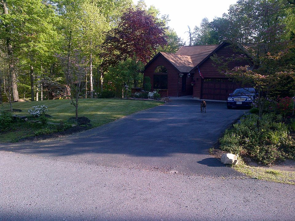 2nd image of 309 Dogwood Dr
